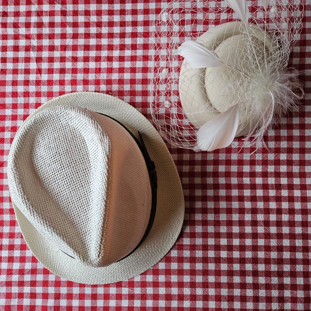 Stylish Cream Fedora and Fascinator Set